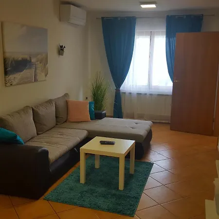 Apartma La Rosa 코페르